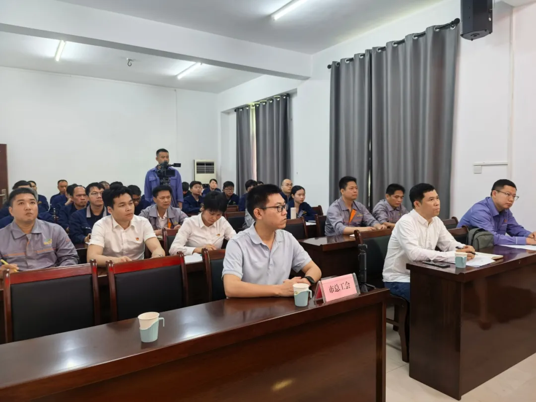 弘扬劳模精神 争当时代先锋 | 市投资集团冠辰环保公司特邀全国劳动模范王琪授课